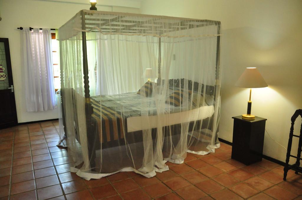 Asantha Guest House Unawatuna Pokoj fotografie